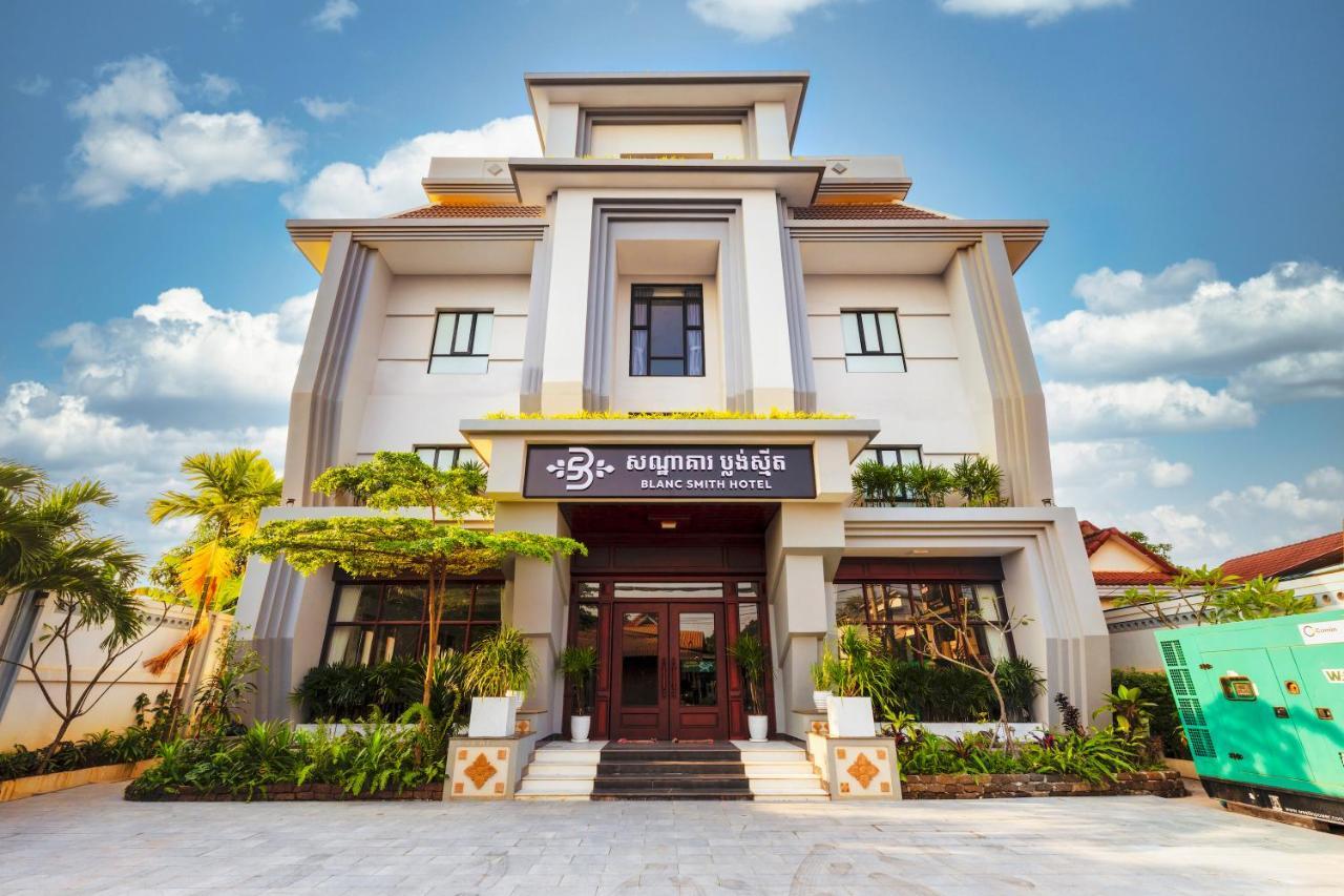 Blanc Smith Hotel Siem Reap Exterior foto