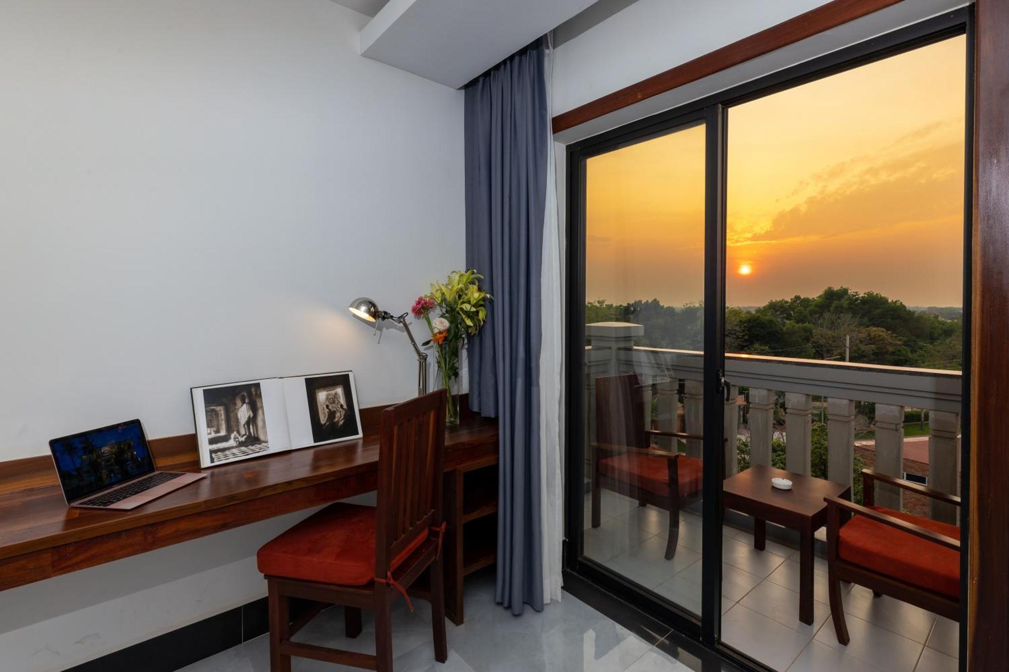 Blanc Smith Hotel Siem Reap Exterior foto